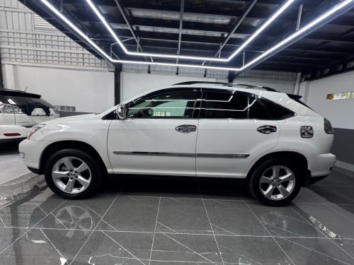 Rx 330 2004 H-Full  ប៉ុង១ ក្នុងលឿង