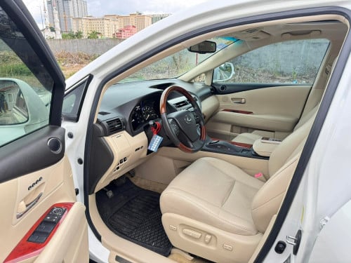 Rx350 full advanced ប៉ុង1 ក្នុងលឿង ថ្មីណាស់