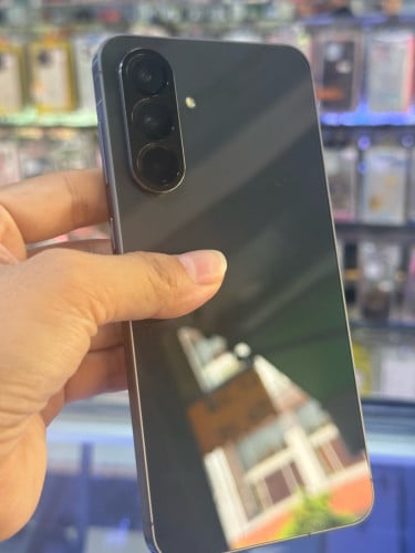 Samsung A56 329$