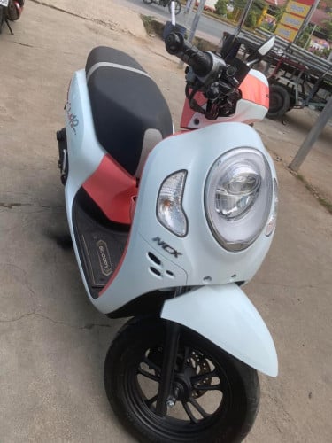 Scoopy 024 ស្មាតឃី សាណុំរបស់ក្រុមហ៊ុន NCX