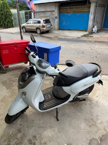 Scoopy 2025 Smartkey ក្រុមហ៊ុន
