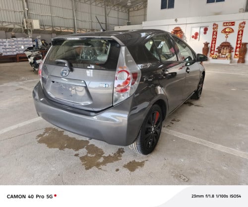 Sell PriusC 2013 option 2 តំម្លៃពិសេស​12300$ចចារធានាម៉ាសុីន​អាគុយ​abs1ខែ​