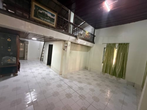 Shop House for rent