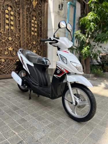 Suzuki Nex 016