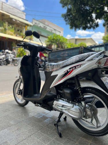 Suzuki Nex 016