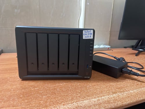 Synology Storage DS1019+  RAM 8GB M.2 Slot x2
