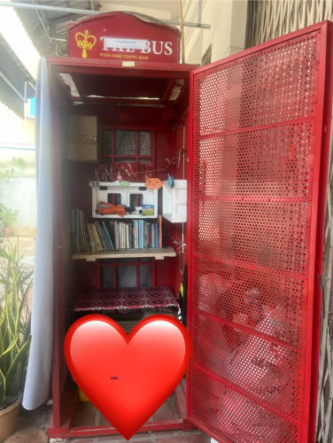 Telephone booth