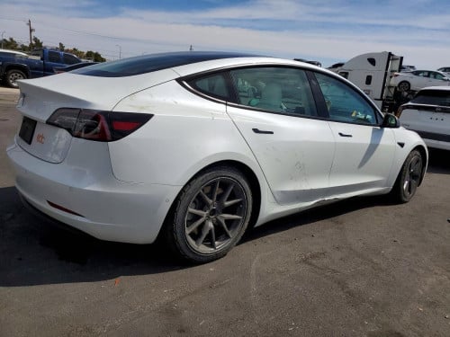 Tesla model 3 standard range plus 021