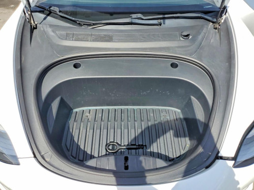 Tesla model 3 standard range plus 021