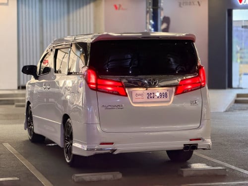 TOYOTA ALPHARD 011 🆙 023 មុខជប៉ុន លេងBody-kit ១ជុំ កៅអីធំម៉ាស្សាVIP ក្នុងខ្មៅ ដំបូលផ្កាយ 🌌✨💫☄️🌟