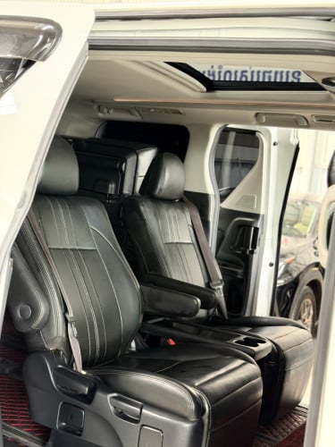 Toyota Alphard 2010 Full option