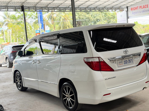 Toyota Alphard 2010 Full option