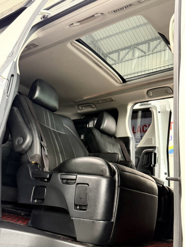 Toyota Alphard 2010 Full option