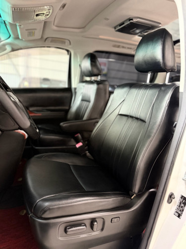 Toyota Alphard 2010 Full option