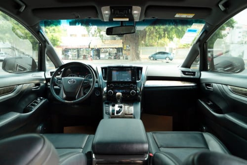 Toyota Alphard 2019