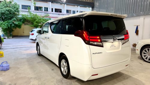 Toyota Alphard ๐ค (โ แแแโแ๐ค) โโ V4 2.5L(แแแถแแแธแโแแถแแโโ)