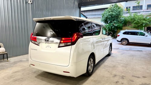 Toyota Alphard ๐ค (โ แแแโแ๐ค) โโ V4 2.5L(แแแถแแแธแโแแถแแโโ)