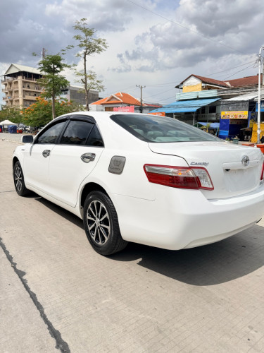Toyota Camry2007 Full Option hybrid  ផ្លាក​លេខ​ភ្នំពេញ​2AY ទឹកថ្នាំនៅសុីន85% ឡានម្ចាស់ដេីមទីមួយ