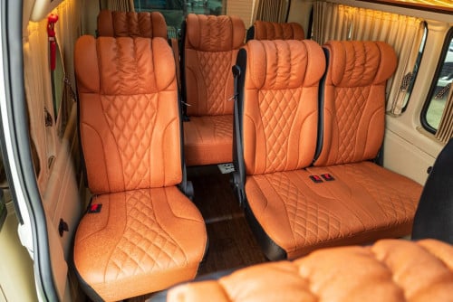 Toyota Hiace 2023