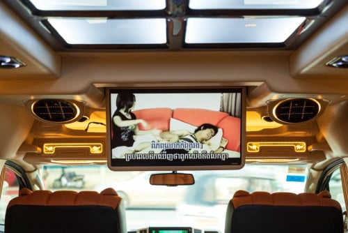 Toyota Hiace 2023