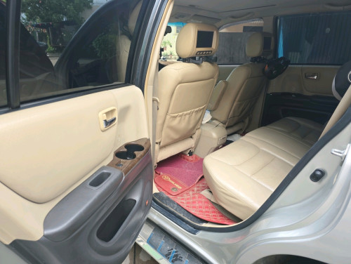 Toyota hld 02 V6 P1 limited