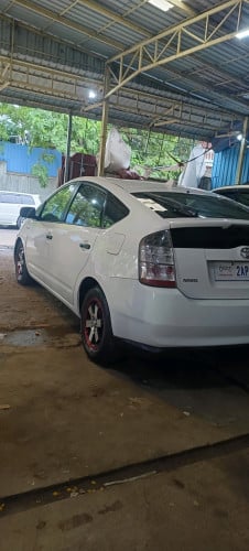 TOYOTA PRIUS FULL