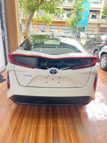 Toyota prius prime full advanced year 2017