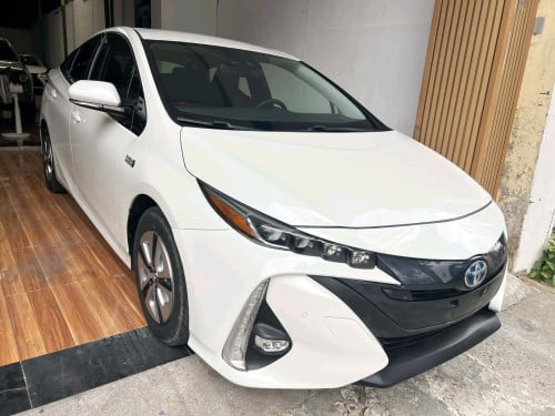 Toyota prius prime full advanced year 2017