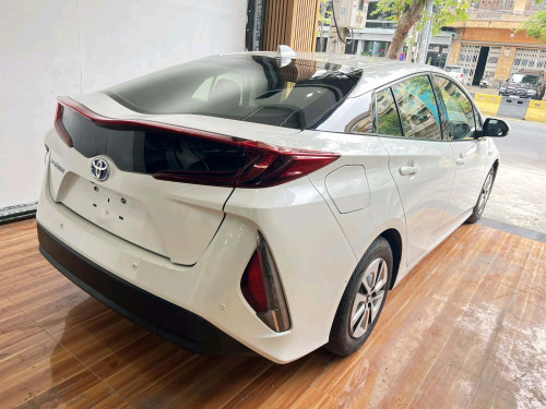 Toyota prius prime full advanced year 2017