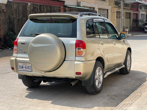 Toyota RAV4 2002 ប៉ុង1