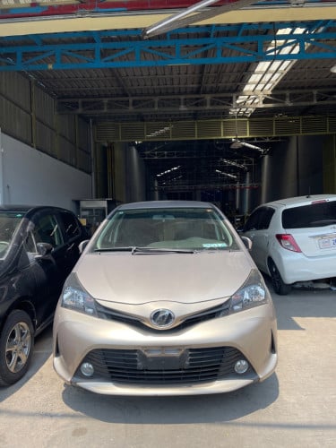 Toyota Vitz 2014