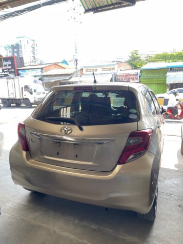Toyota Vitz 2014