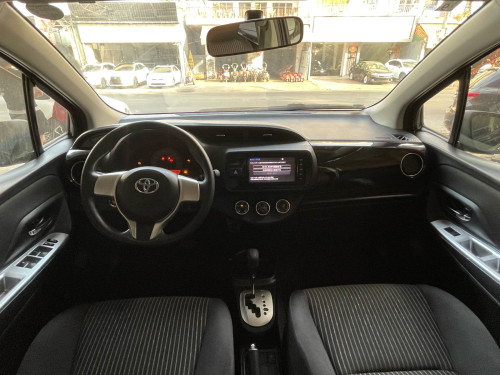 Toyota Vitz 2014