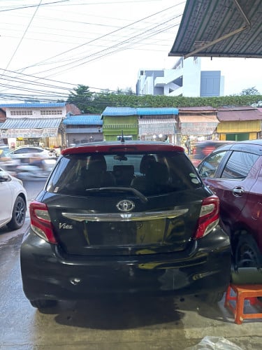 Toyota Vitz 2016