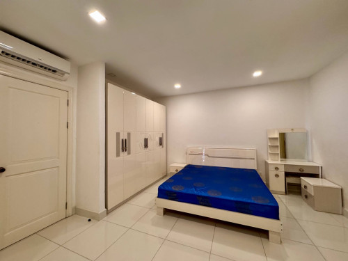 Twin Villa for rent in Borey Chip Mong land sensok Aeon2 price 1100$ negotiable full furnish