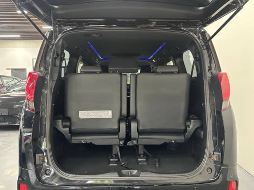 Upgrading the interior of a 2017 Toyota Alphard costs over $3,000.