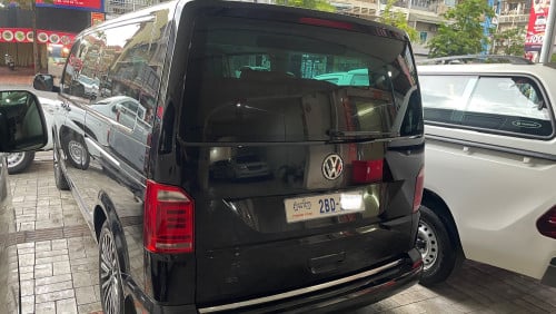 Volkswagen Multivan 2018 VIP តួវែង Urgent Sale!!!