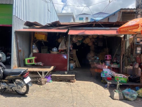 Warehouse Available for Urgent Sale at a Special Price (Negotiable).