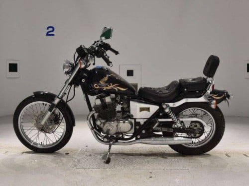CD 125, Rebel