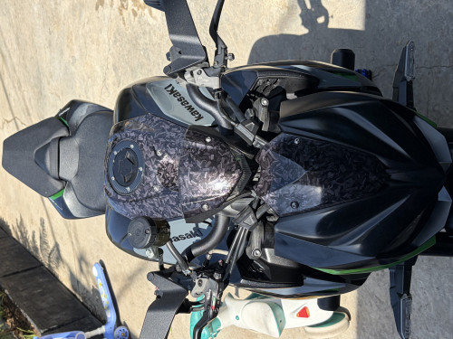 Z1000 R edition 2018 ពន្ធពេញឆ្នាំ