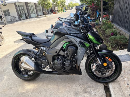 Z1000 R edition 2018 ពន្ធពេញឆ្នាំ