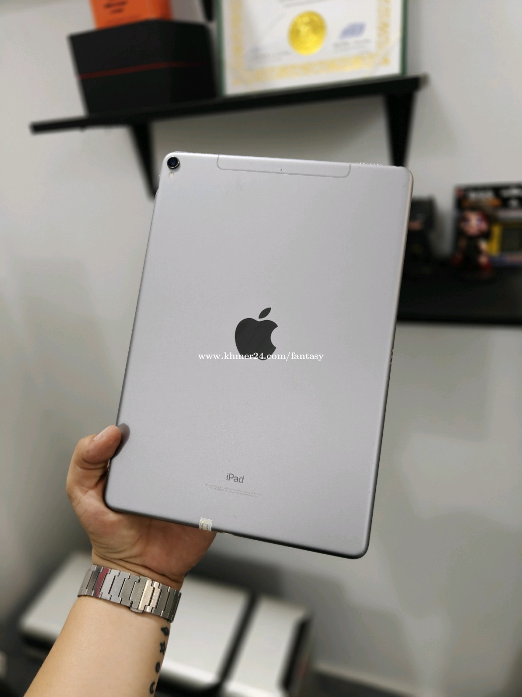 iPad Pro 10.5 256g Sim Wifi ស្អាត98%