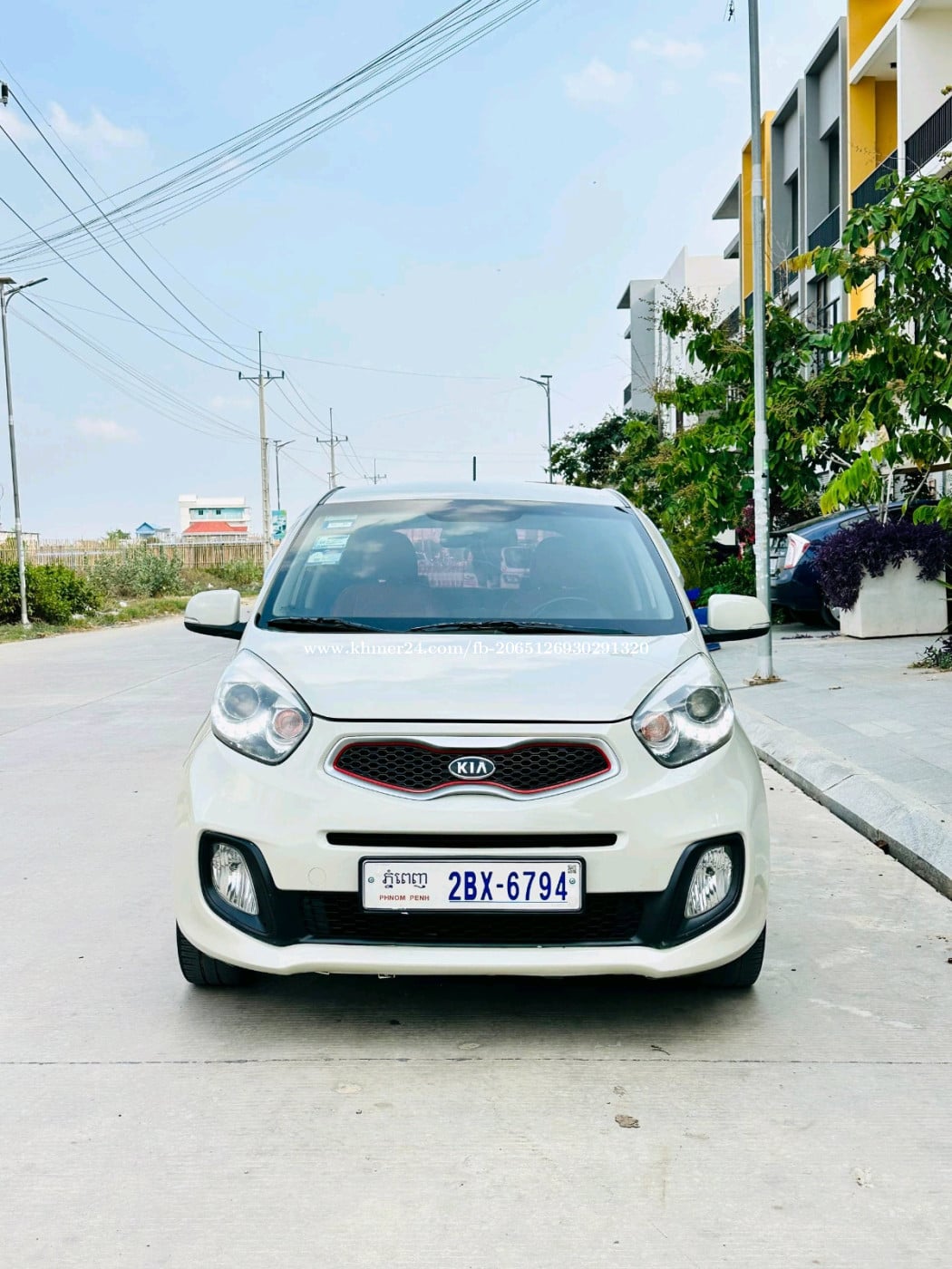 Kia Morning 2012 Full Smart Key F Sport (ពណ៌ទឹកដោះគោ)
