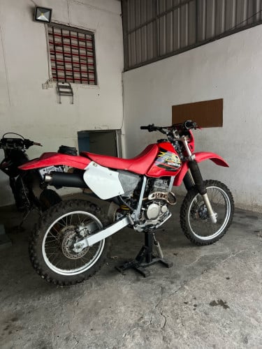 លក់បន្ទាន់