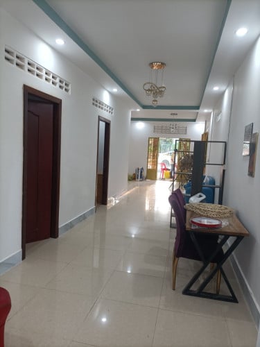 ផ្ទះលក់បន្ទាន់ (ក្រោយតុលាការក្រុងសៀមរាប)