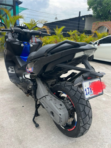 ម៉ូតូលក់បន្ទាន់