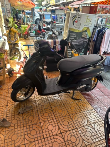 ម៉ូតូអ្នកជិះ