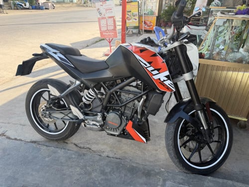 ចង់លក់ម៉ូតូធានាម៉ូតូថ្មីម៉ាស៊ីនសំណុំមិនដែលដោះ