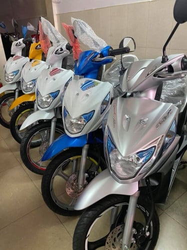 លក់ម៉ូតូ និង បង់រំលោះ