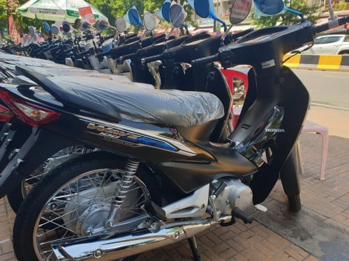 លក់ម៉ូតូ និង បង់រំលោះ